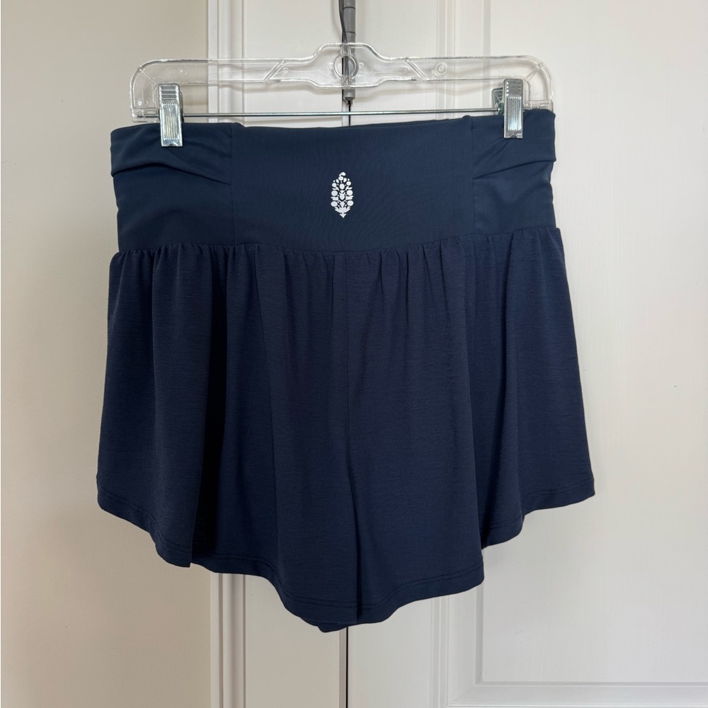 FP Movement Tempo Light as Air Run Shorts - Picture 2 of 3